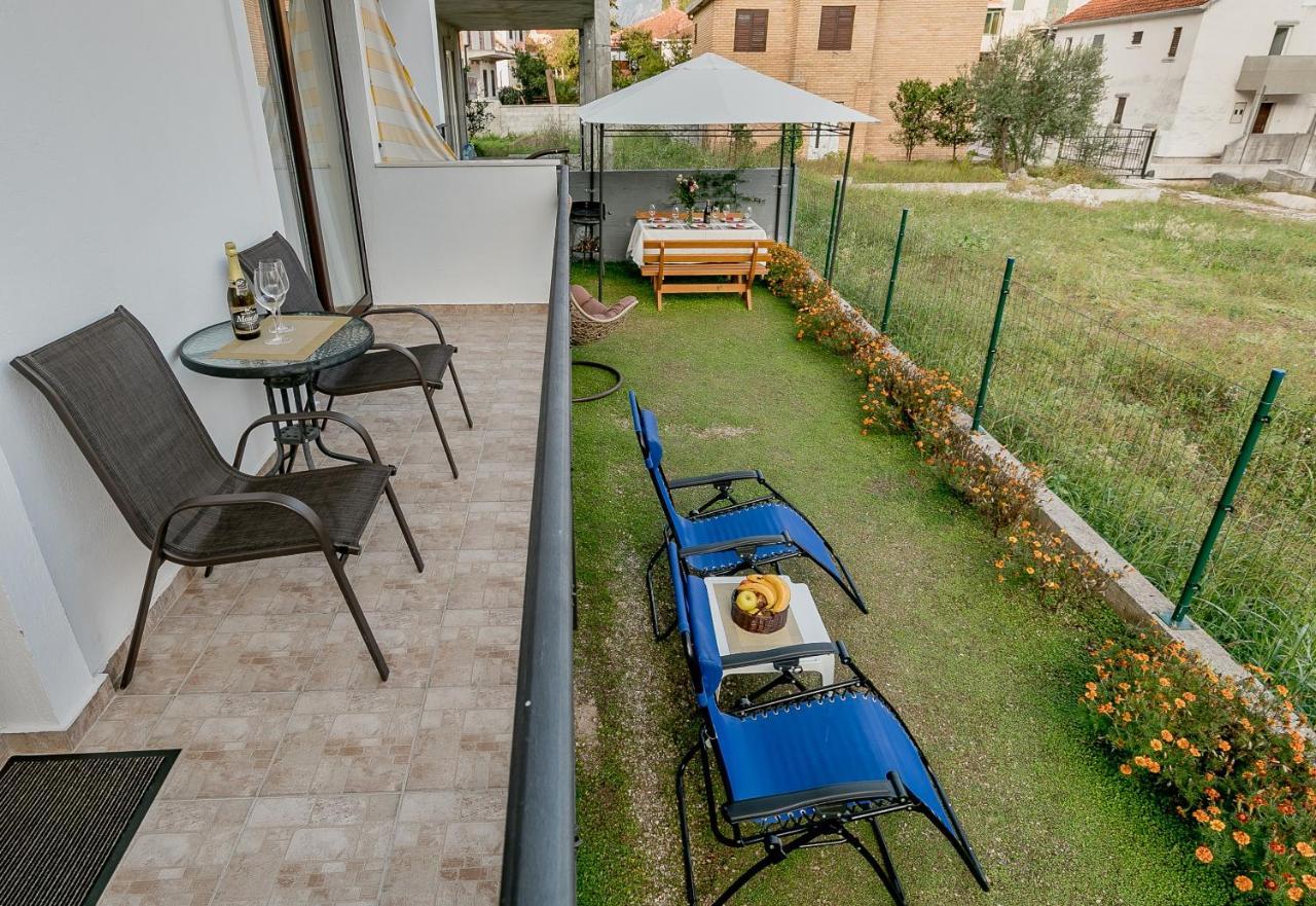 Apartments Gudelj Kamenari Extérieur photo